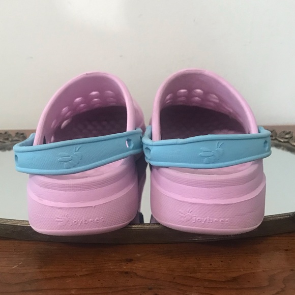 โ๏ธGirls Pink Joy Bees Shoes ๐ - Picture 7 of 11